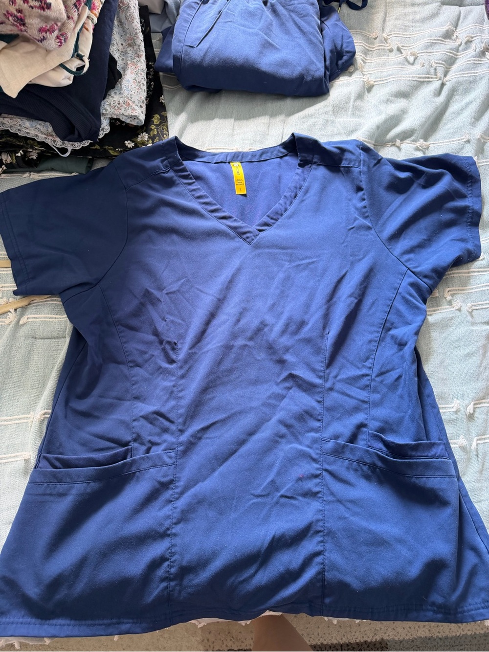 Women’s V-Neck Scrub Set - Navy
